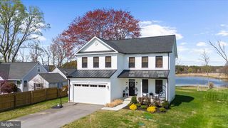 122 N LAKE DR, Stevensville, MD 21666