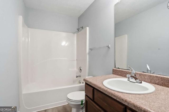 136 Ducati Drive, Mcdonough, GA 30252