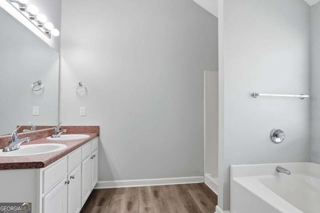 136 Ducati Drive, Mcdonough, GA 30252