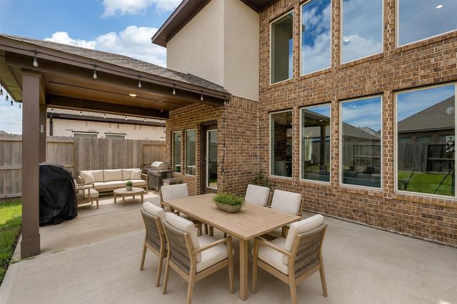 11730 Twin Creeks Hill Drive, Cypress, TX 77433