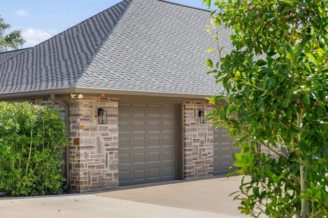 7521 Schoenau Road, Brenham, TX 77833