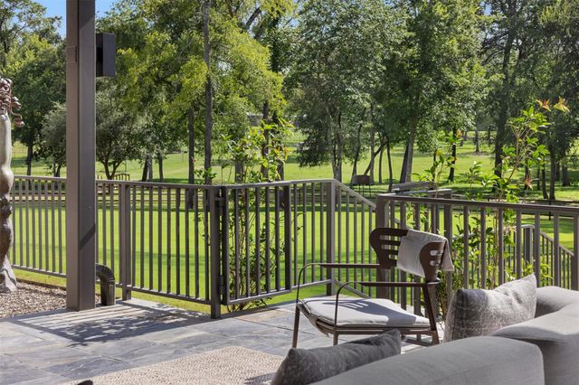 7521 Schoenau Road, Brenham, TX 77833