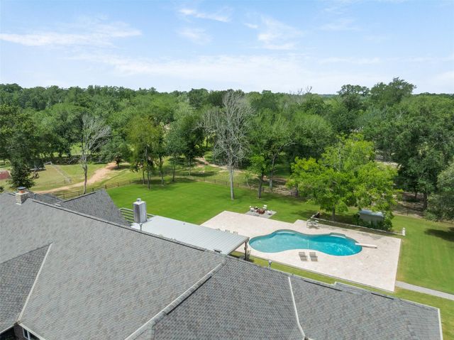 7521 Schoenau Road, Brenham, TX 77833