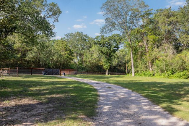 7521 Schoenau Road, Brenham, TX 77833