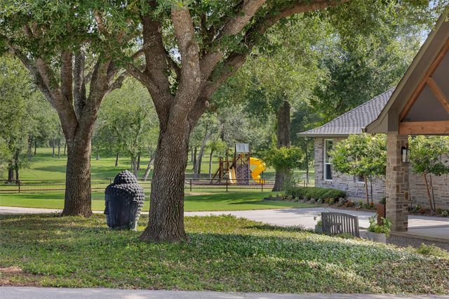 7521 Schoenau Road, Brenham, TX 77833