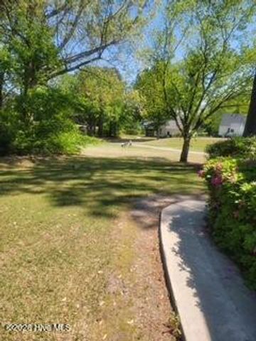4500 Saint Andrews Drive N, Wilson, NC 27896