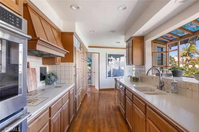 7836 W 81st, Playa Del Rey, CA 90293