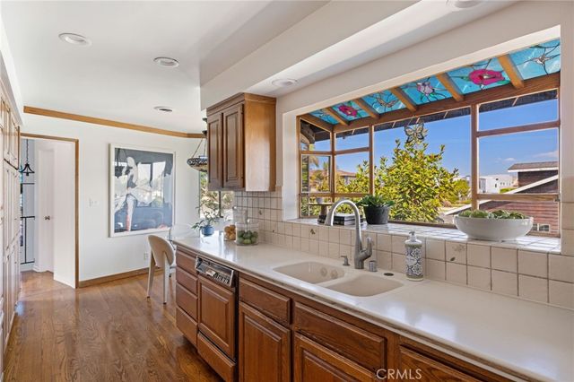 7836 W 81st, Playa Del Rey, CA 90293