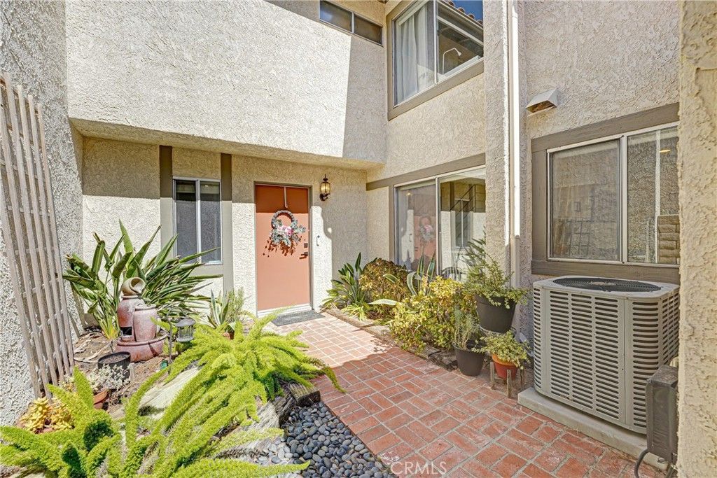 11621 Tampa Avenue 194, Porter Ranch, CA 91326 — photo 3