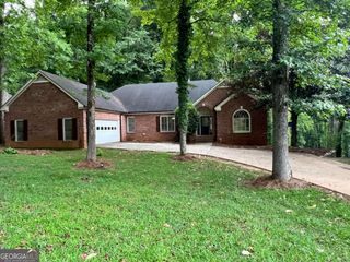 5035 Hamptons Club Drive, Alpharetta, GA 30004