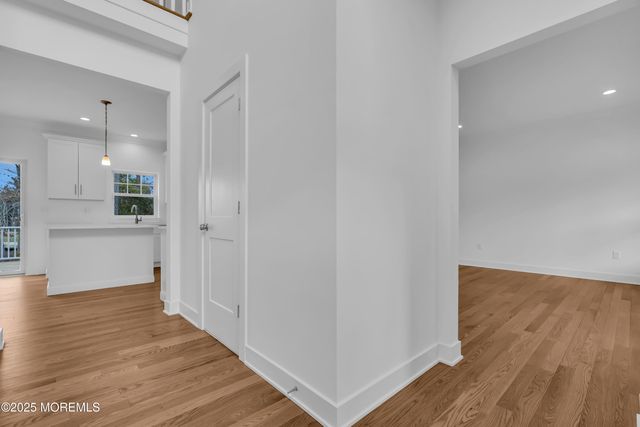 37 Pennsylvania Avenue, Waretown, NJ 08758