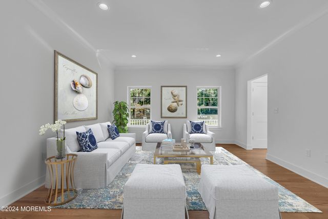 37 Pennsylvania Avenue, Waretown, NJ 08758