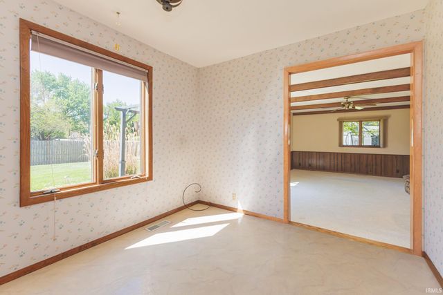 3909 W Thornburg Drive, Muncie, IN 47304