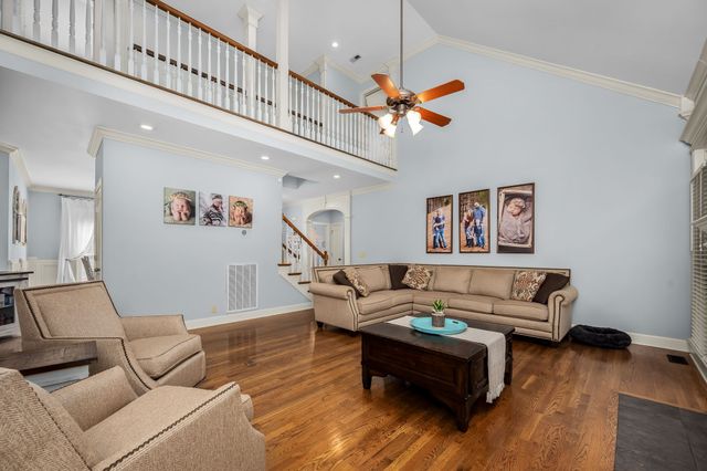 3418 Lawncrest Cv, Murfreesboro, TN 37129
