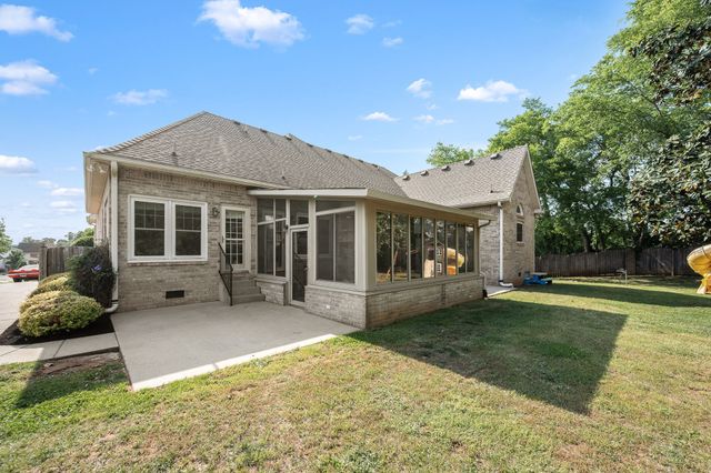 3418 Lawncrest Cv, Murfreesboro, TN 37129