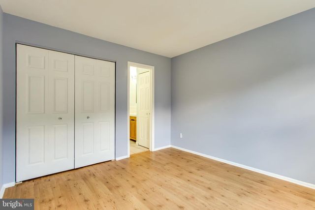 21 FERGUSON CT, Sterling, VA 20165