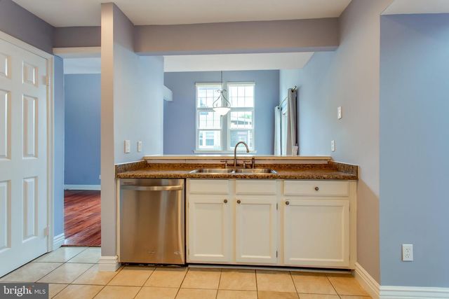 21 FERGUSON CT, Sterling, VA 20165