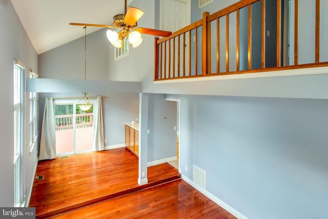 21 FERGUSON CT, Sterling, VA 20165