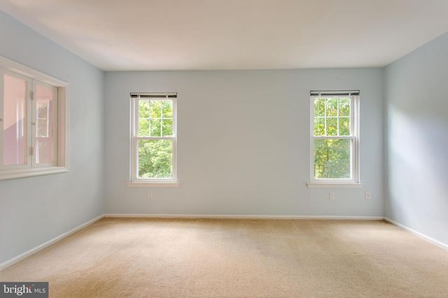 21 FERGUSON CT, Sterling, VA 20165