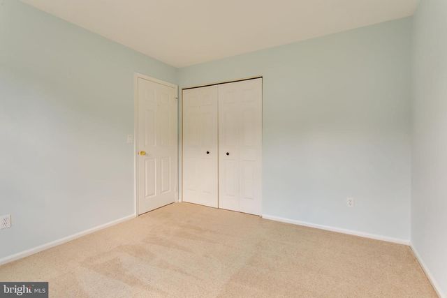 21 FERGUSON CT, Sterling, VA 20165