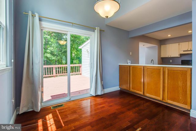 21 FERGUSON CT, Sterling, VA 20165