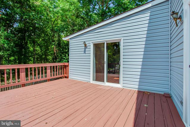 21 FERGUSON CT, Sterling, VA 20165