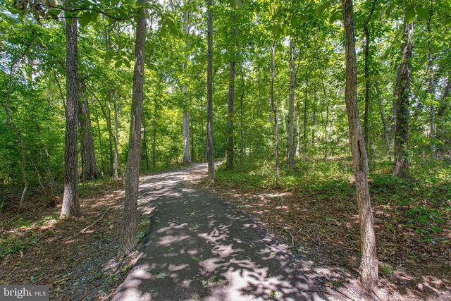 21 FERGUSON CT, Sterling, VA 20165