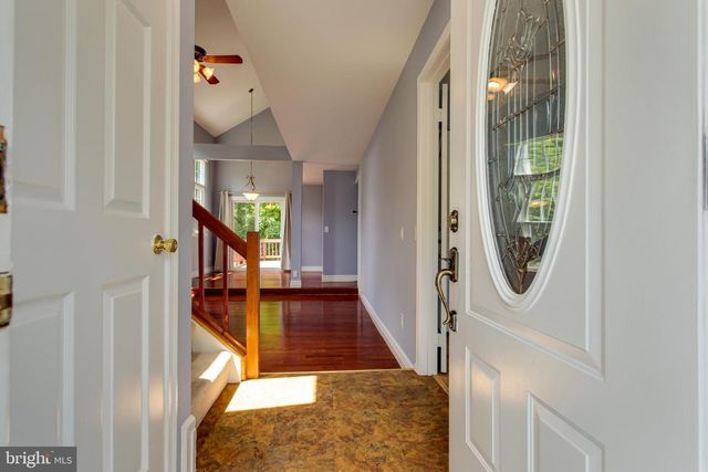 21 FERGUSON CT, Sterling, VA 20165