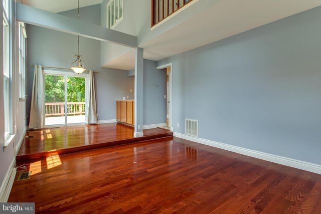 21 FERGUSON CT, Sterling, VA 20165