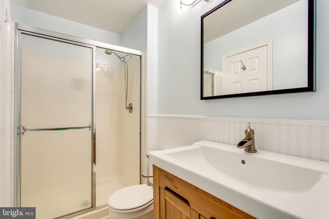 21 FERGUSON CT, Sterling, VA 20165