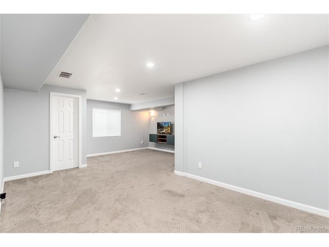 21 Sebring Ln, Johnstown, CO 80534