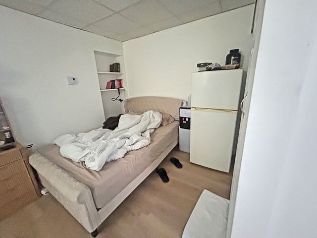3 Chelsea St, Worcester, MA 01610