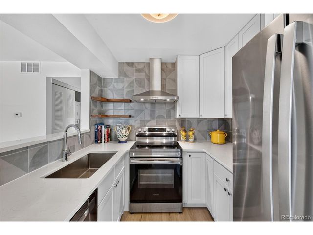 5706 W Asbury Pl 108, Lakewood, CO 80227