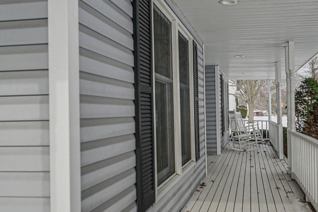 130 Wheatridge Road, Valparaiso, IN 46385