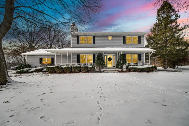 130 Wheatridge Road, Valparaiso, IN 46385