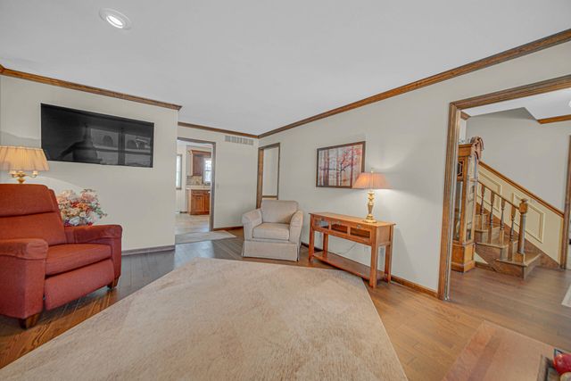 130 Wheatridge Road, Valparaiso, IN 46385