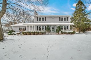 130 Wheatridge Road, Valparaiso, IN 46385