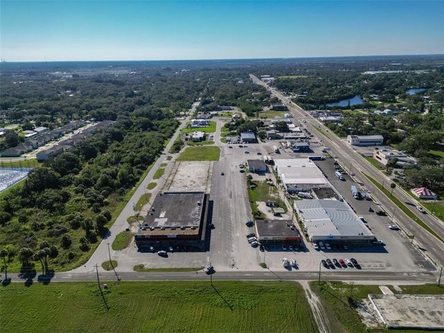 107 7TH AVENUE NE, Ruskin, FL 33570