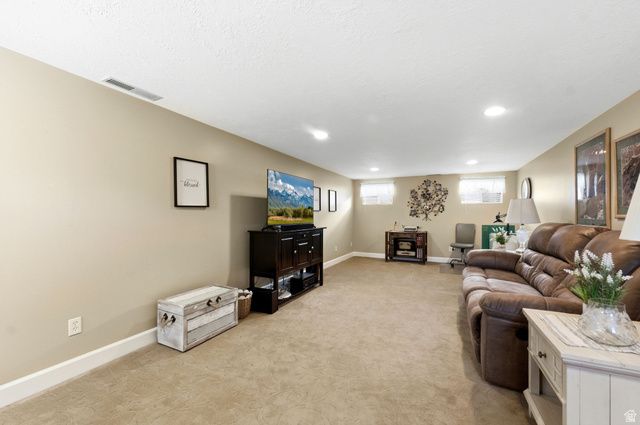 6 N 800 E, Bountiful, UT 84010