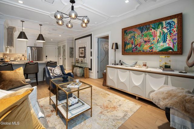 19 Washington Street APT 264, Saratoga Springs, NY 12866