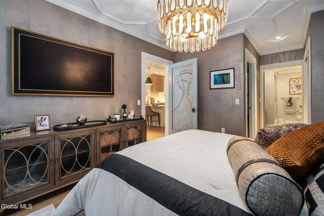 19 Washington Street APT 264, Saratoga Springs, NY 12866