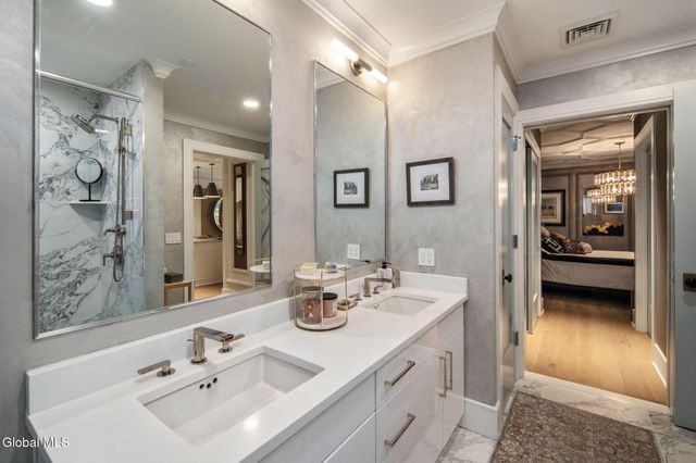 19 Washington Street APT 264, Saratoga Springs, NY 12866