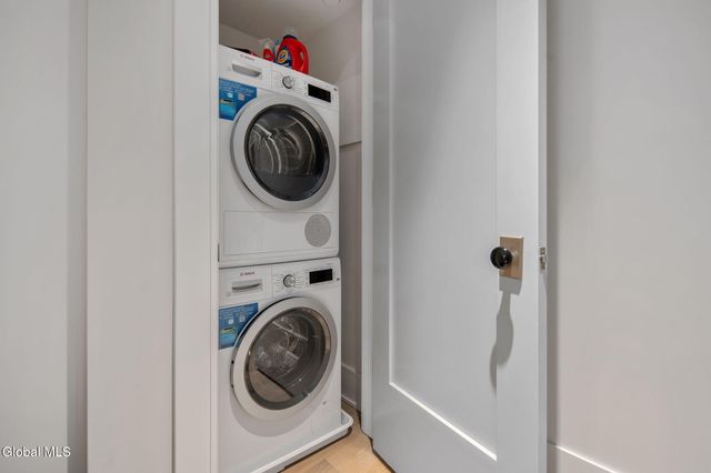 19 Washington Street APT 264, Saratoga Springs, NY 12866