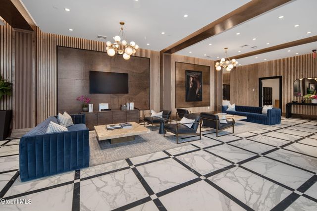 19 Washington Street APT 264, Saratoga Springs, NY 12866