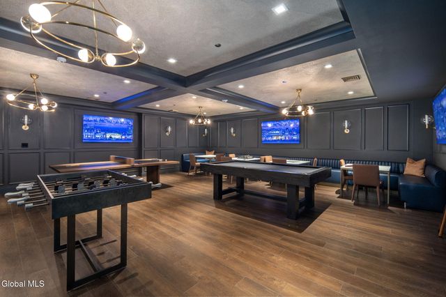 19 Washington Street APT 264, Saratoga Springs, NY 12866