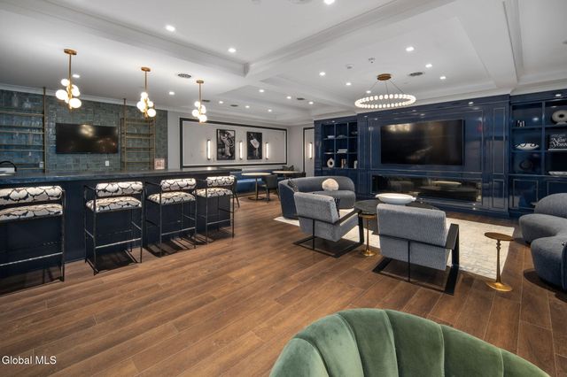 19 Washington Street APT 264, Saratoga Springs, NY 12866