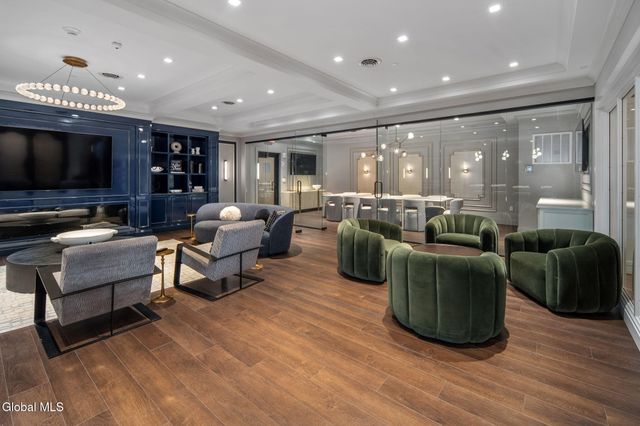 19 Washington Street APT 264, Saratoga Springs, NY 12866