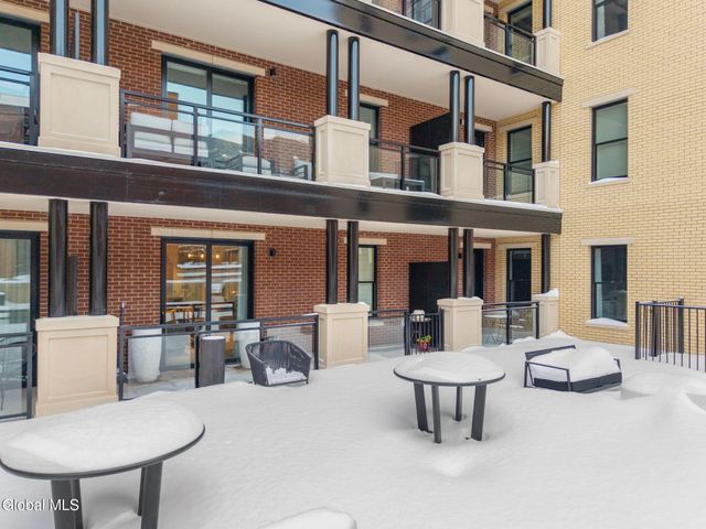 19 Washington Street APT 264, Saratoga Springs, NY 12866