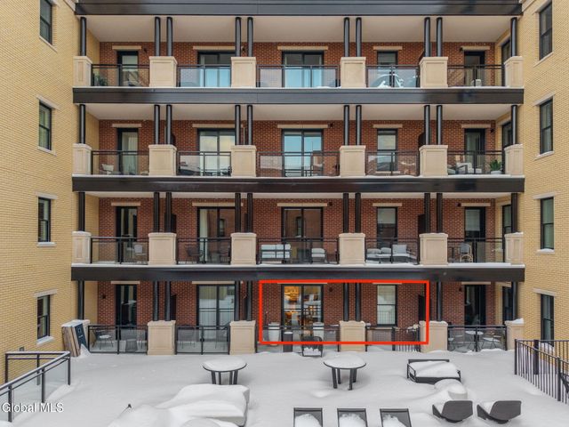 19 Washington Street APT 264, Saratoga Springs, NY 12866