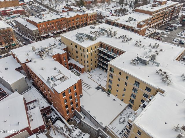 19 Washington Street APT 264, Saratoga Springs, NY 12866